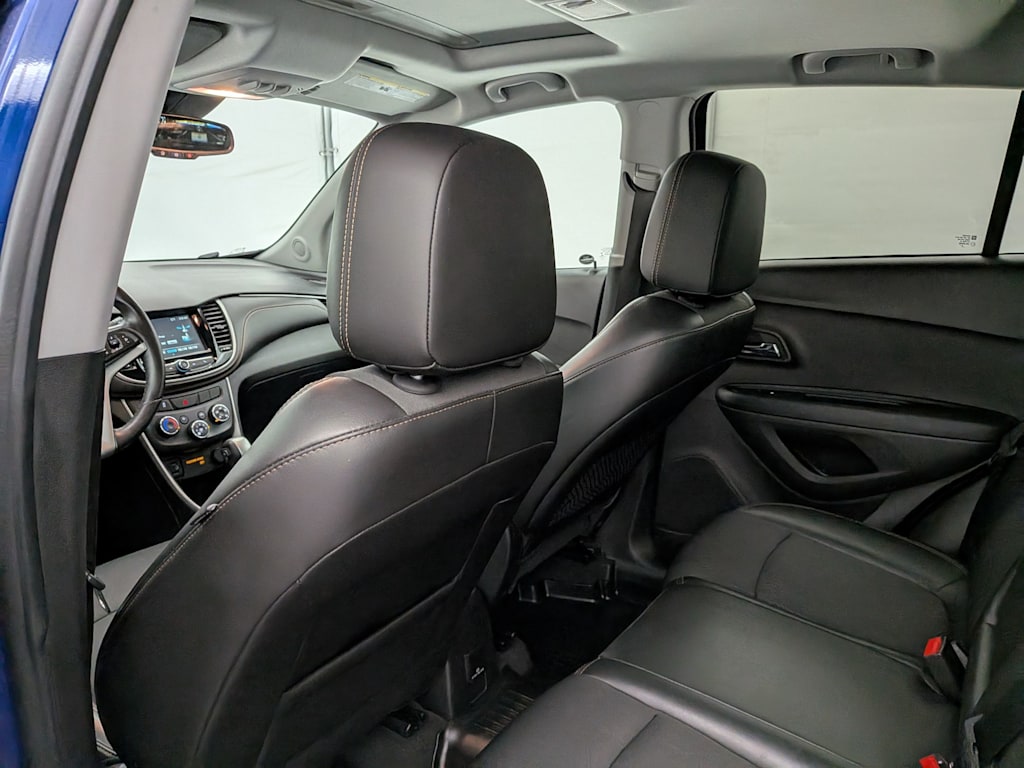 Thumbnail: 2017 Chevrolet Trax - 11