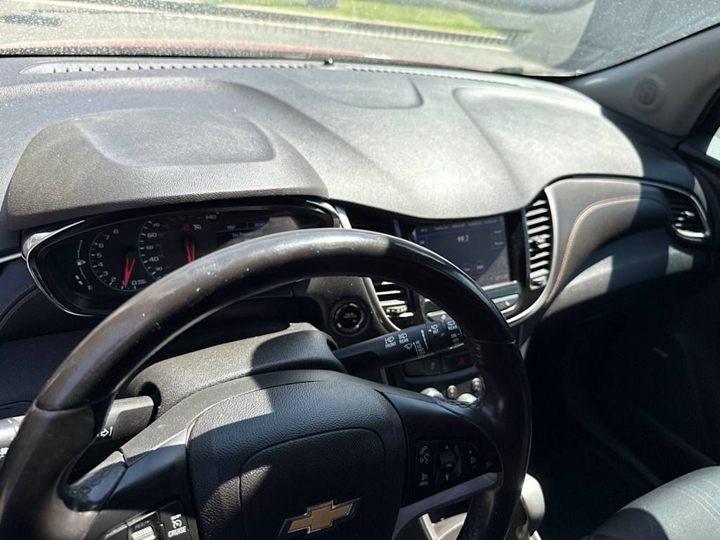 Thumbnail: 2020 Chevrolet Trax - 8