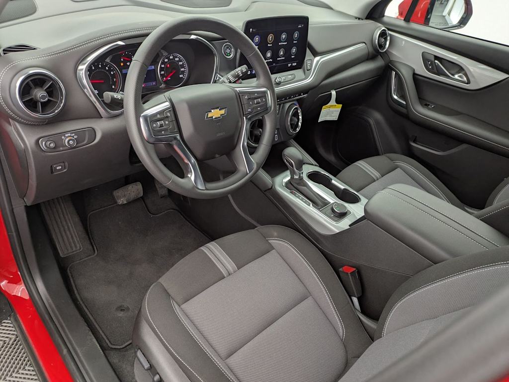 Thumbnail: 2025 Chevrolet Blazer - 2