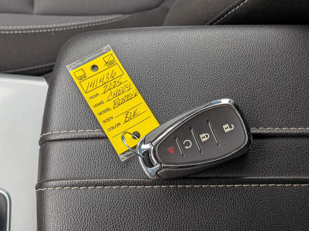 Thumbnail: 2025 Chevrolet Blazer - 19