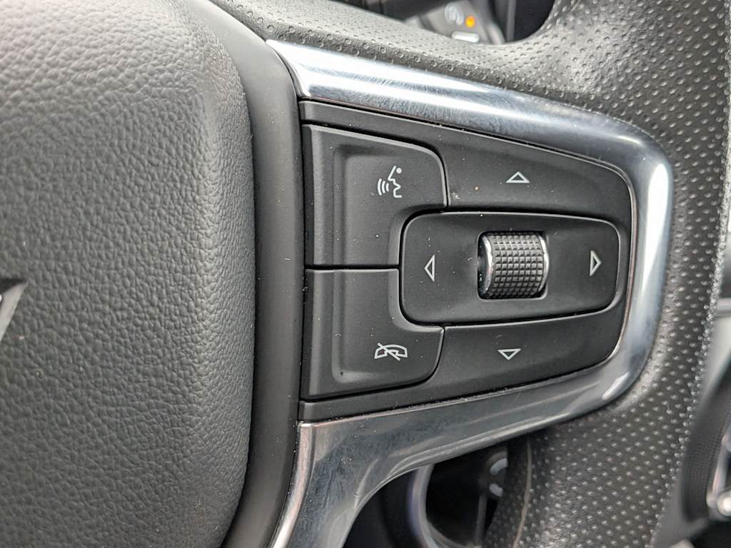 Thumbnail: 2025 Chevrolet Blazer - 30