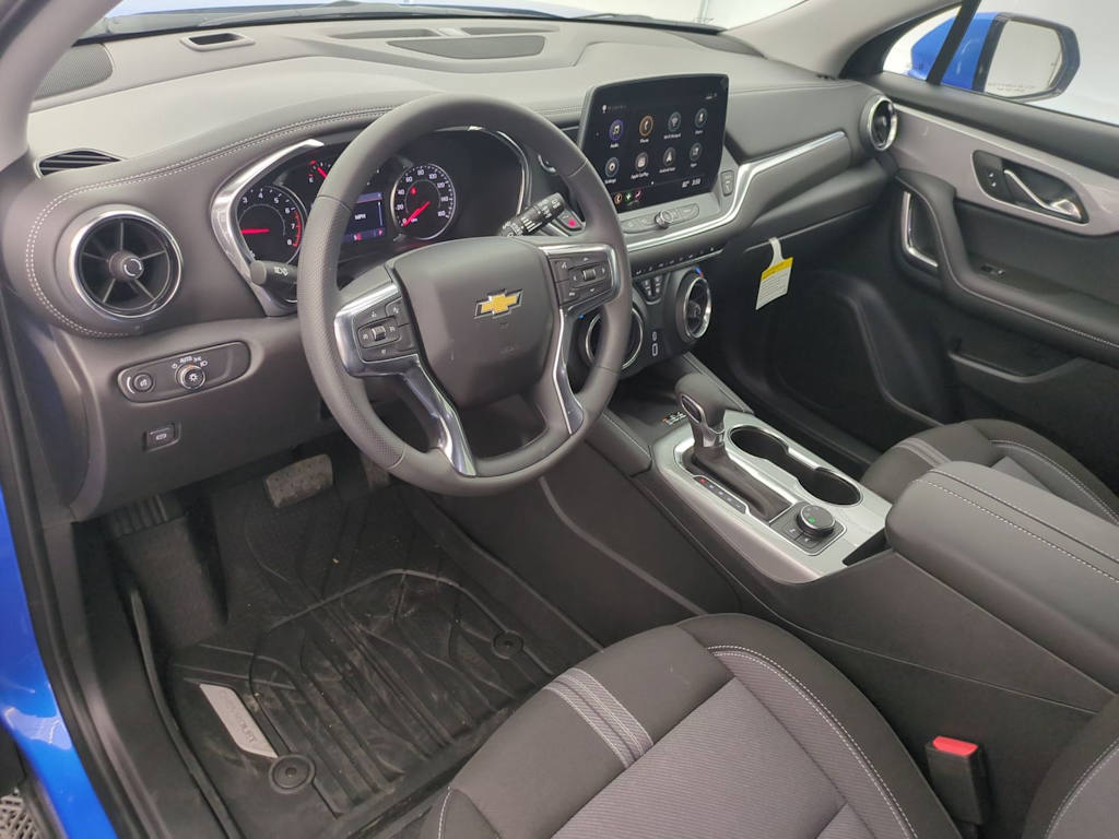 Thumbnail: 2026 Chevrolet Blazer - 2