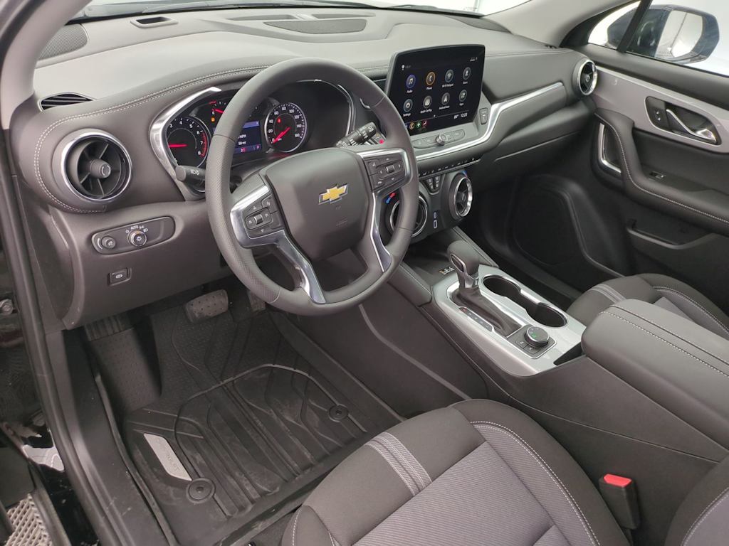Thumbnail: 2026 Chevrolet Blazer - 2