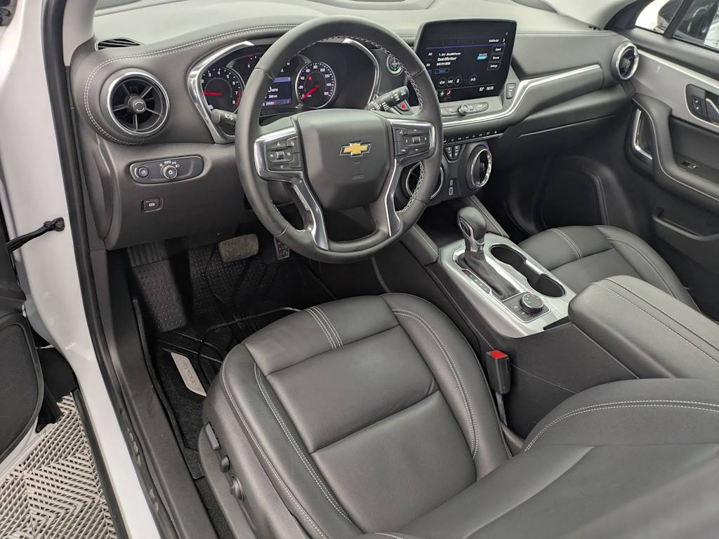 Thumbnail: 2024 Chevrolet Blazer - 2