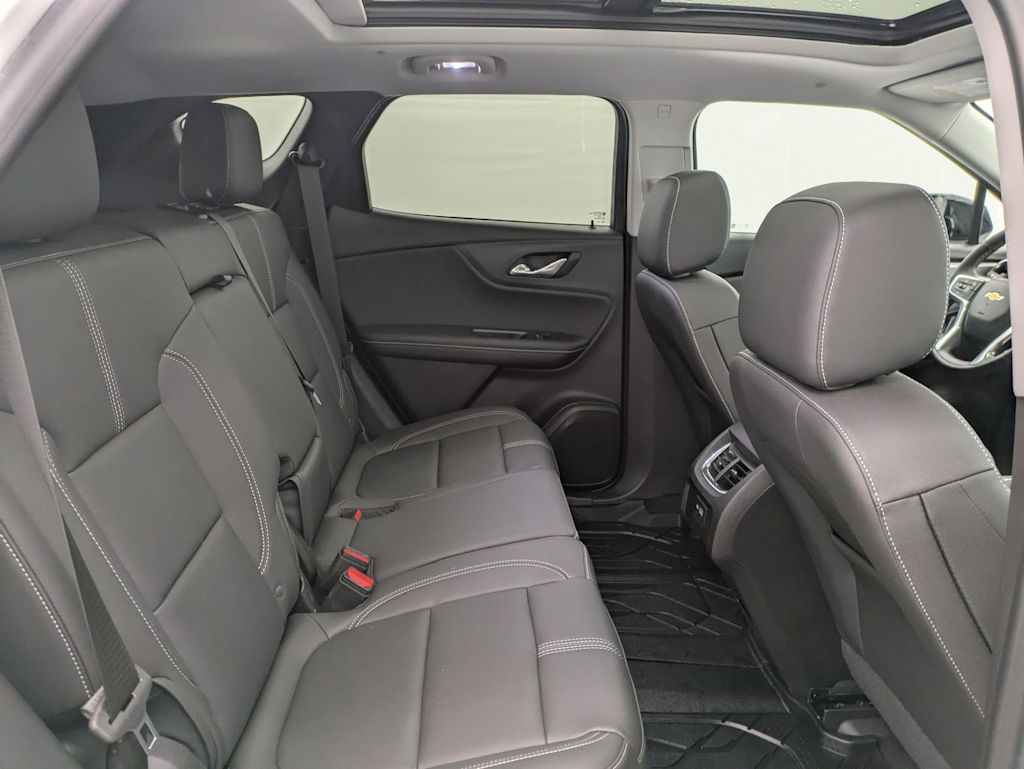 Thumbnail: 2024 Chevrolet Blazer - 29