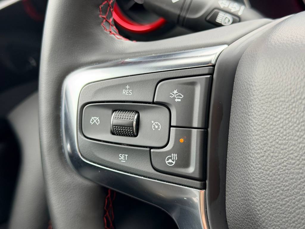 Thumbnail: 2025 Chevrolet Blazer - 30