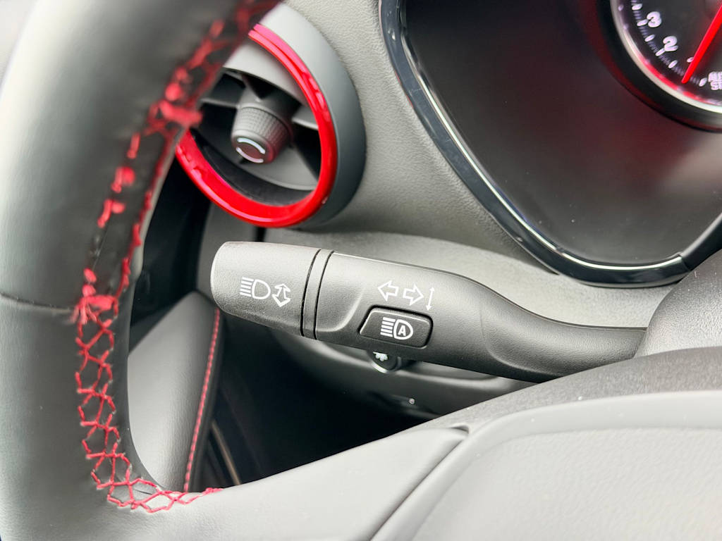 Thumbnail: 2025 Chevrolet Blazer - 16