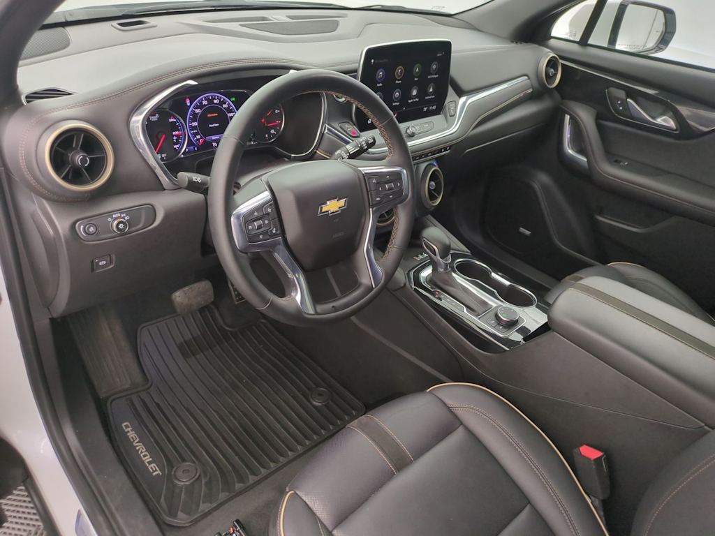 Thumbnail: 2023 Chevrolet Blazer - 2