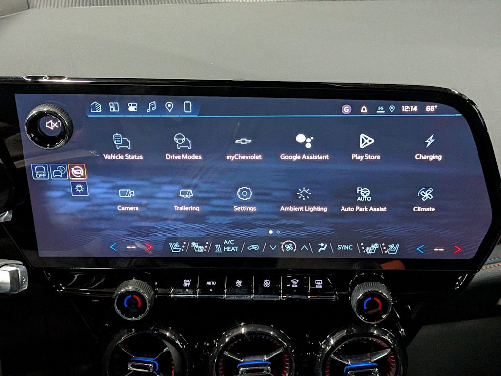 Thumbnail: 2026 Chevrolet Blazer EV - 15
