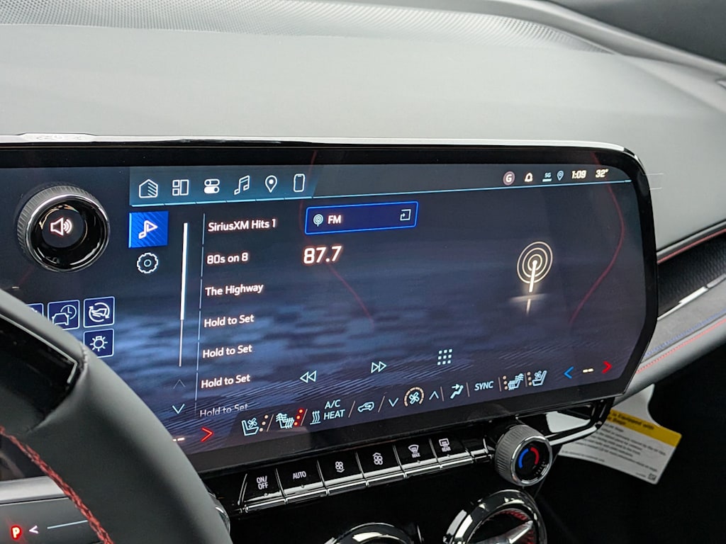 Thumbnail: 2026 Chevrolet Blazer EV - 34