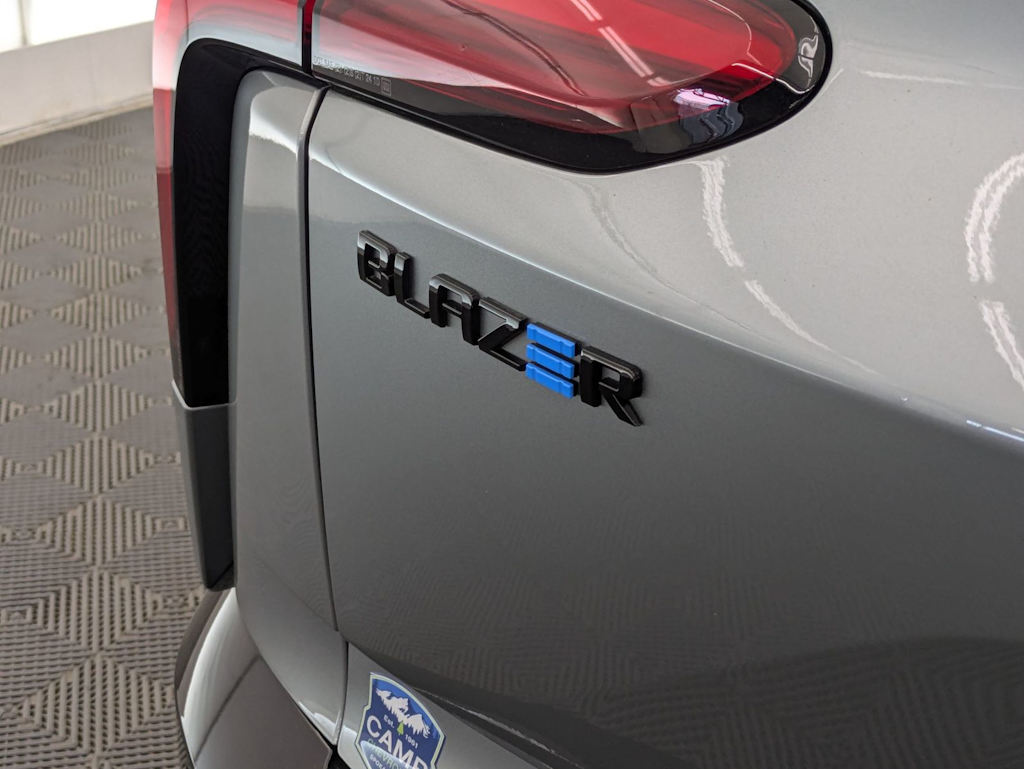 Thumbnail: 2024 Chevrolet Blazer EV - 25