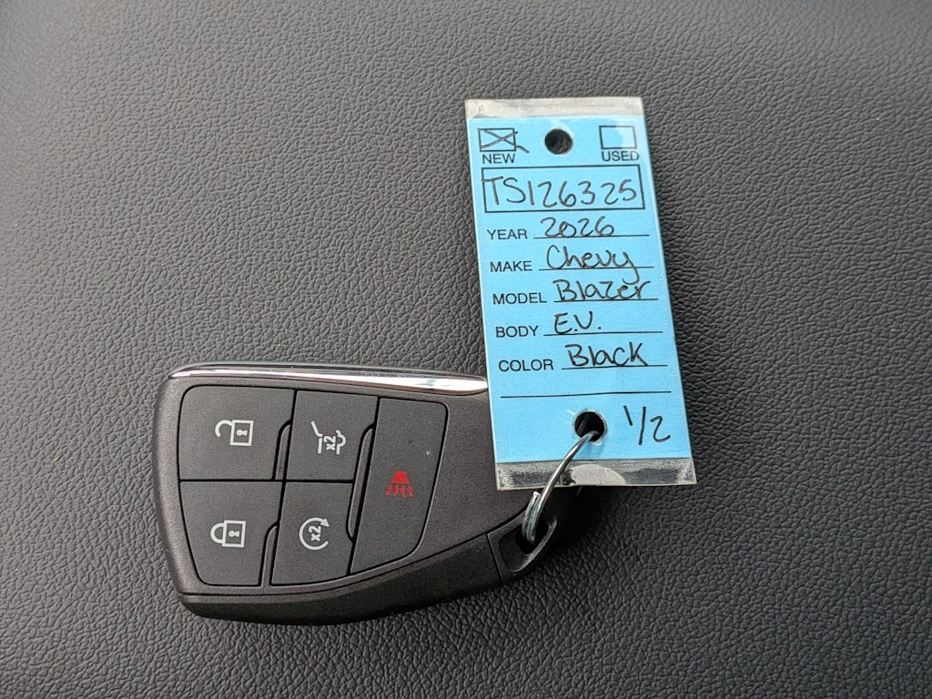 Thumbnail: 2026 Chevrolet Blazer EV - 18