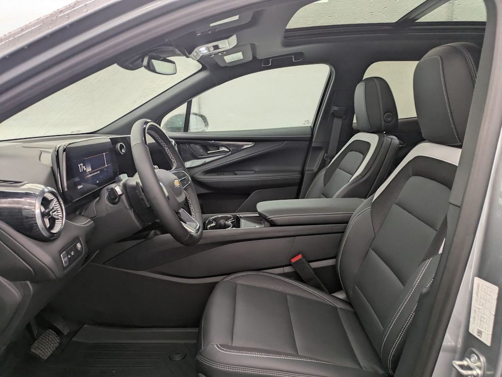 Thumbnail: 2026 Chevrolet Blazer EV - 11