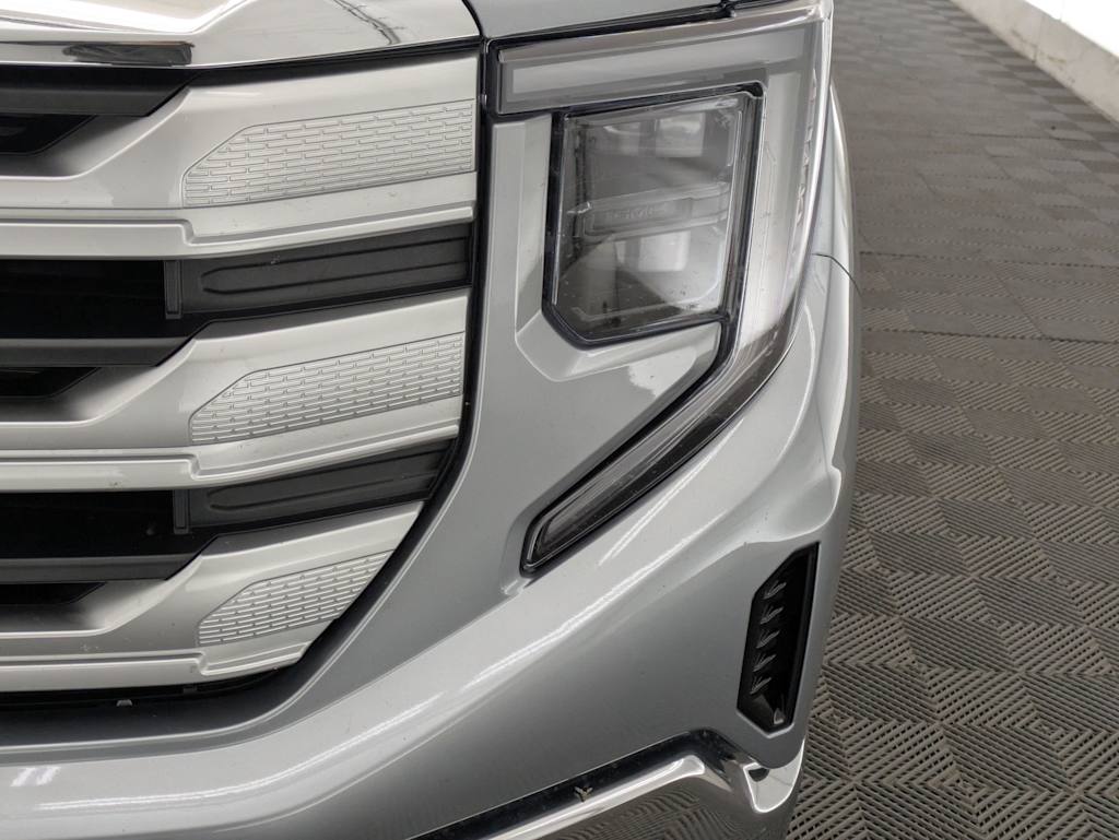 2024 GMC Sierra 1500 SLE 23