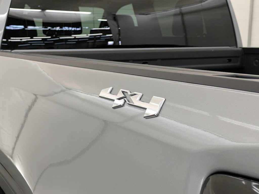 2024 GMC Sierra 1500 SLE 7