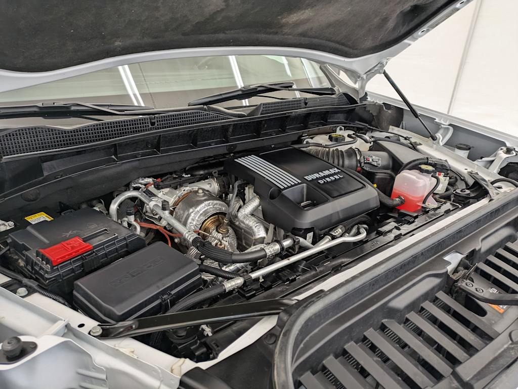2024 GMC Sierra 1500 SLE 9