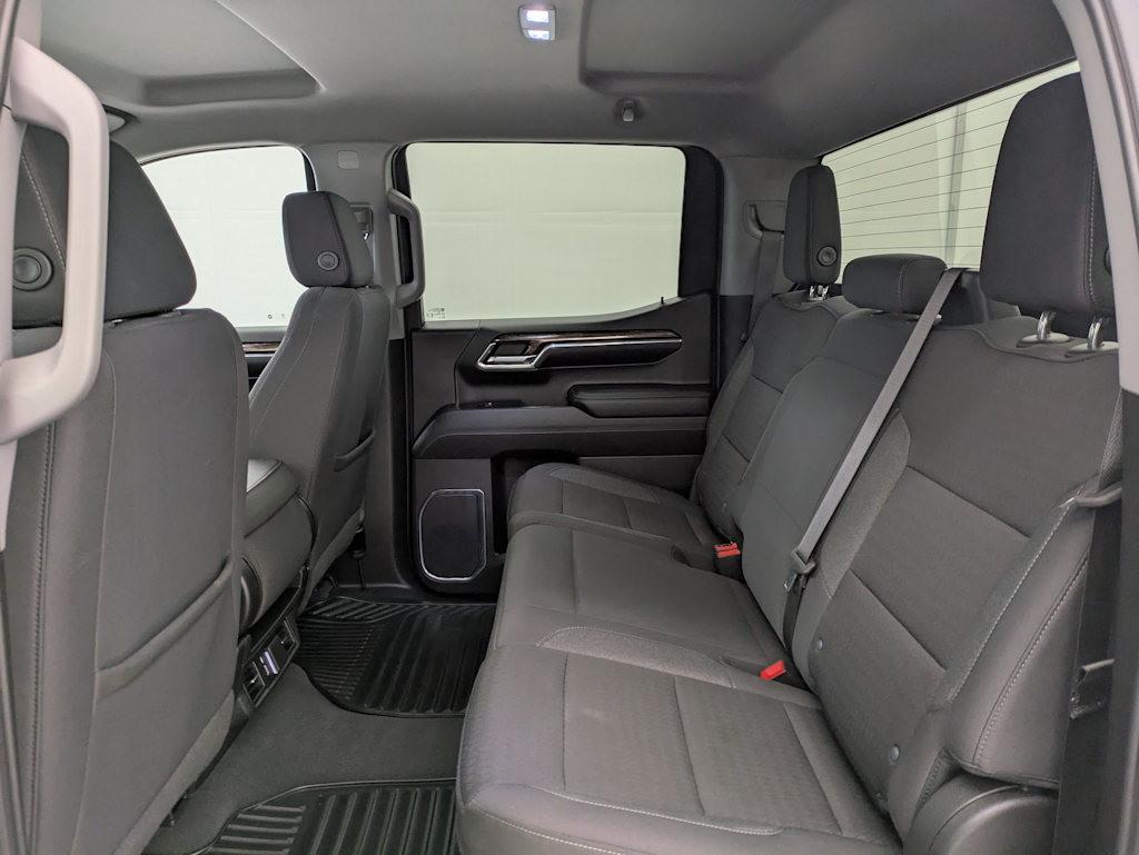 2024 GMC Sierra 1500 SLE 13