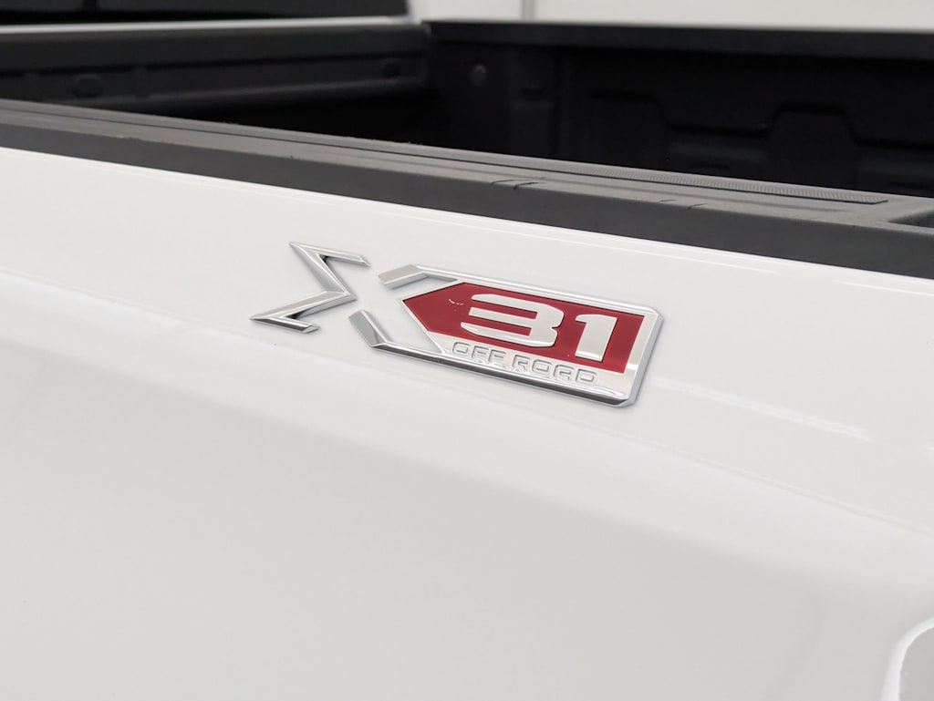 2024 GMC Sierra 1500 SLE 24