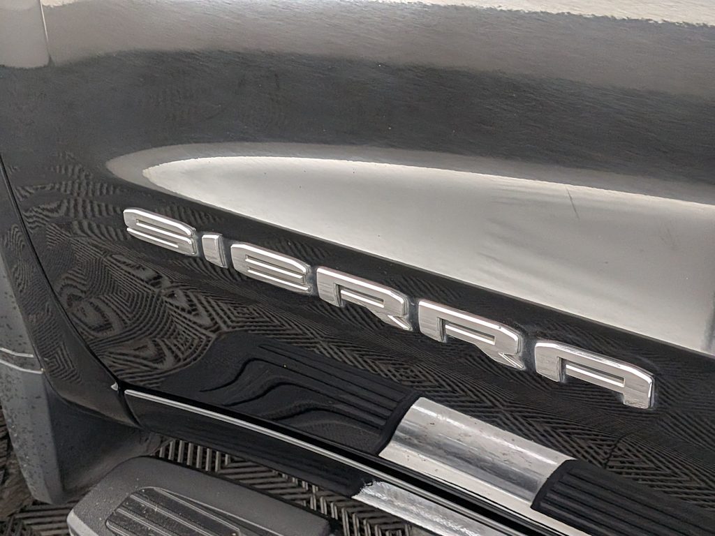 Thumbnail: 2022 GMC Sierra 1500 - 24