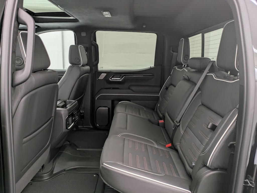 2024 GMC Sierra 1500 AT4X 30