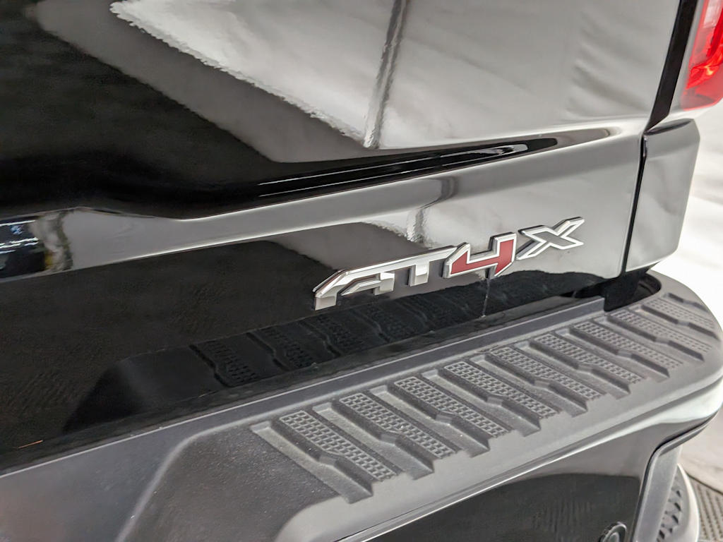 Thumbnail: 2022 GMC Sierra 1500 - 25