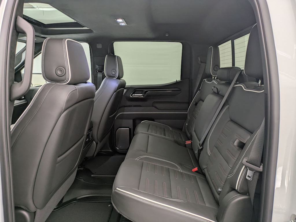 2025 GMC Sierra 1500 AT4X 30