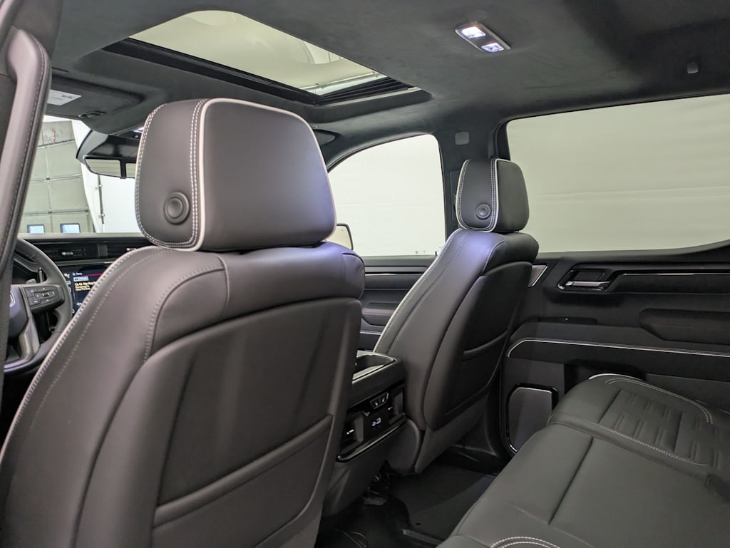 2025 GMC Sierra 1500 AT4X 13