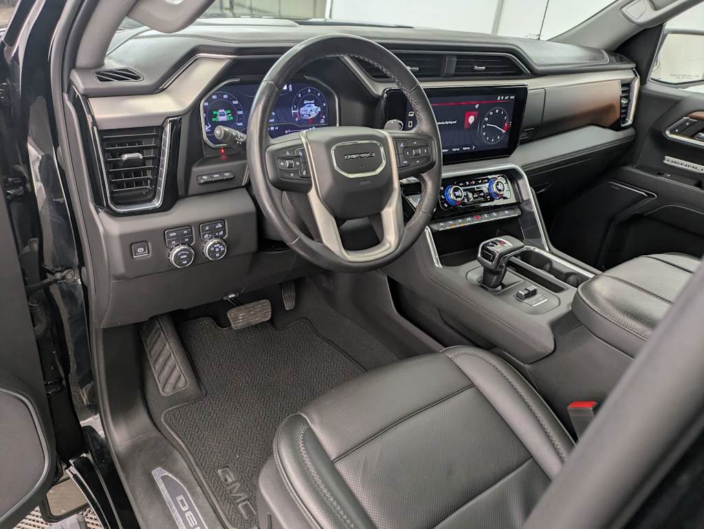 2023 GMC Sierra 1500 Denali 2
