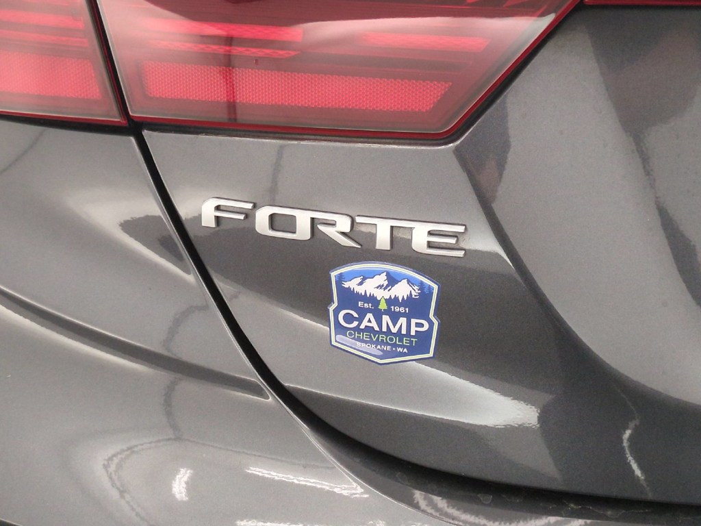 Thumbnail: 2023 Kia Forte - 7