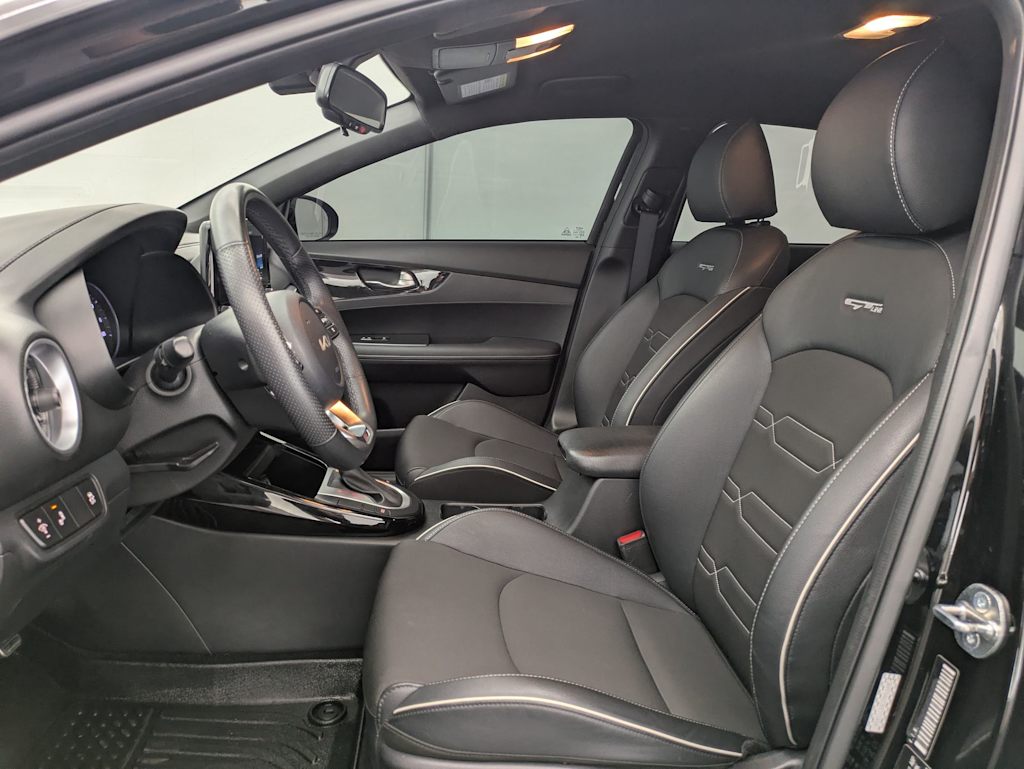 Thumbnail: 2024 Kia Forte - 10
