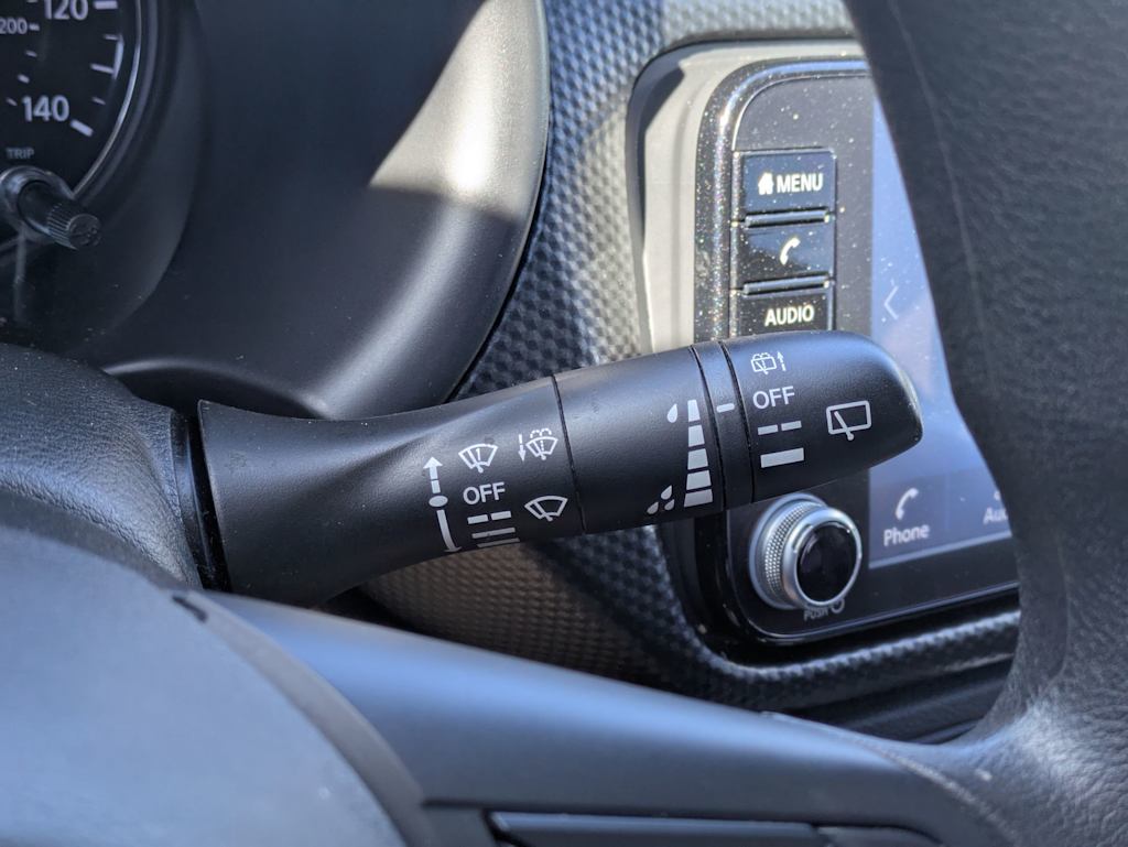 Thumbnail: 2023 Nissan Kicks - 32