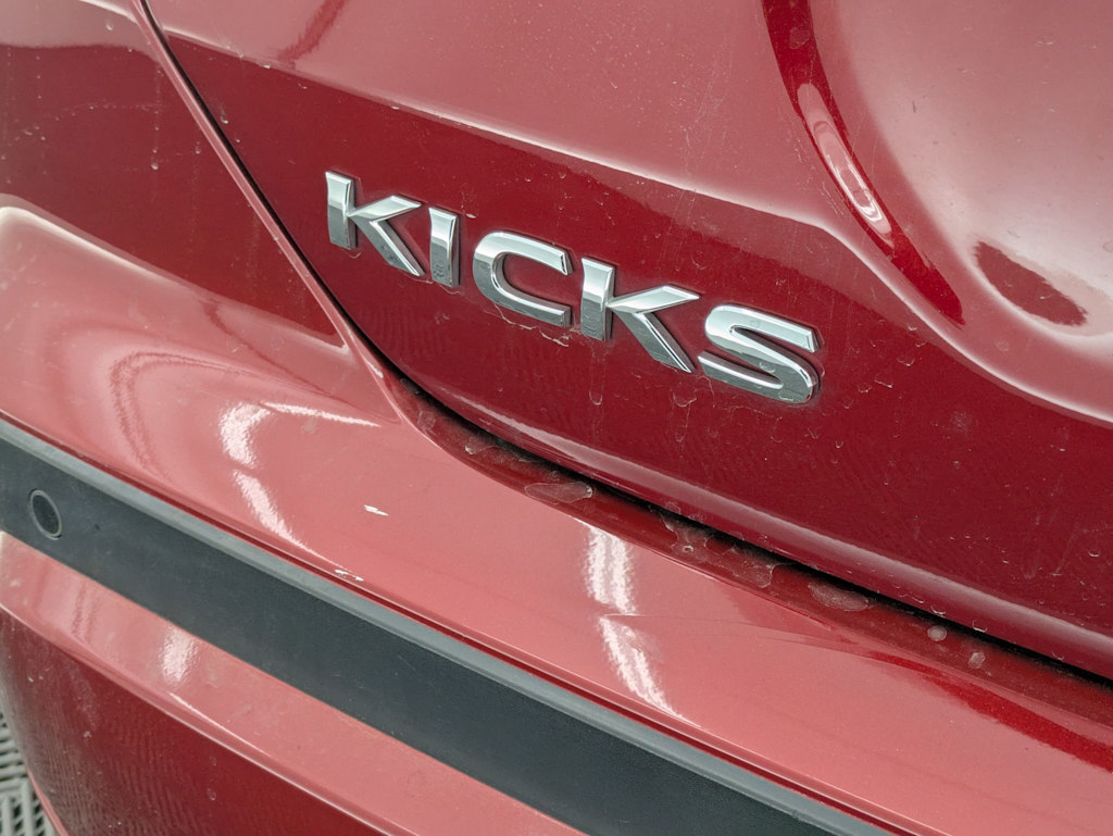 Thumbnail: 2023 Nissan Kicks - 25