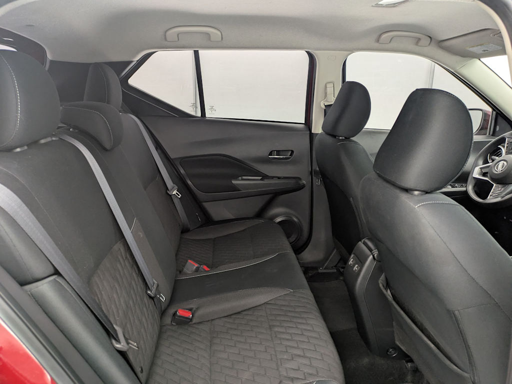 Thumbnail: 2023 Nissan Kicks - 29