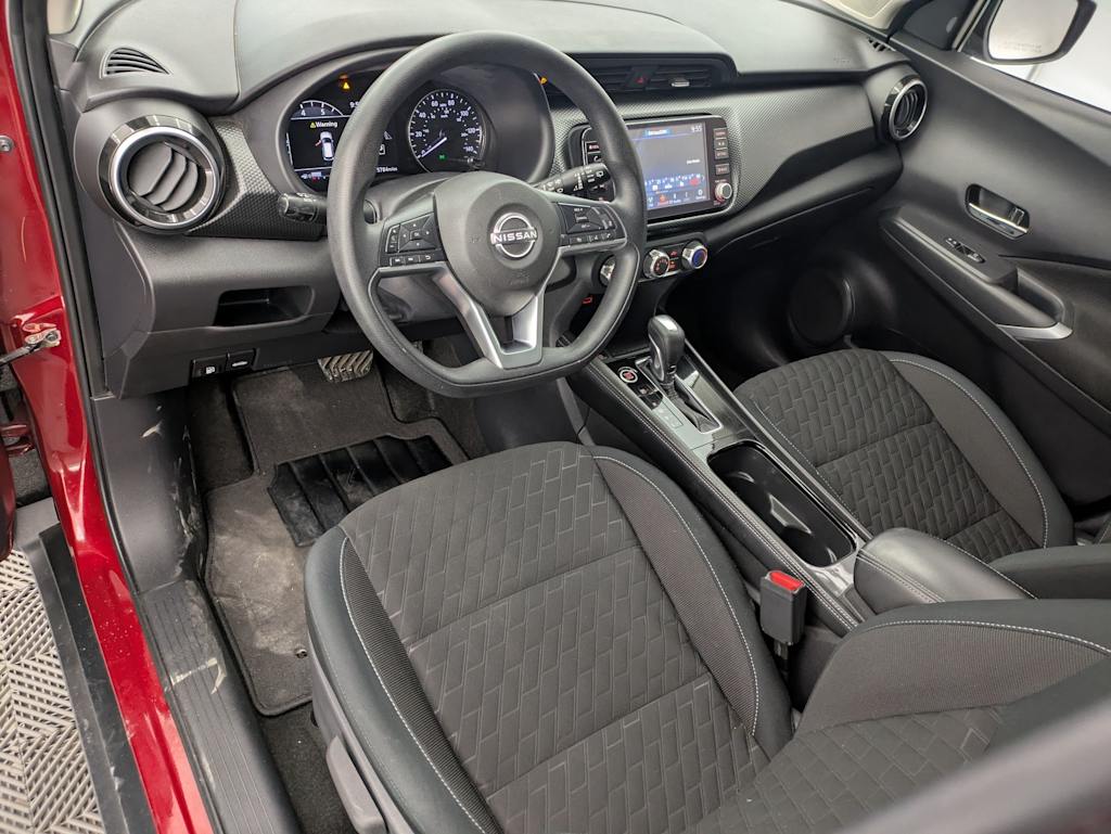 Thumbnail: 2023 Nissan Kicks - 2