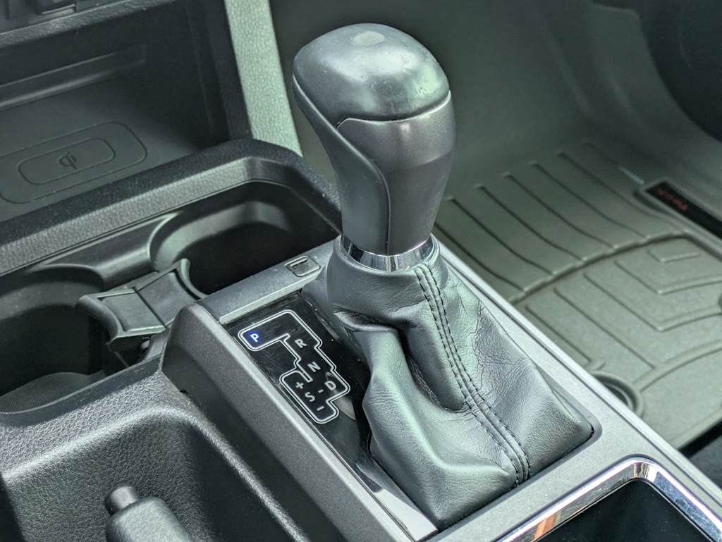 Thumbnail: 2019 Toyota Tacoma - 16