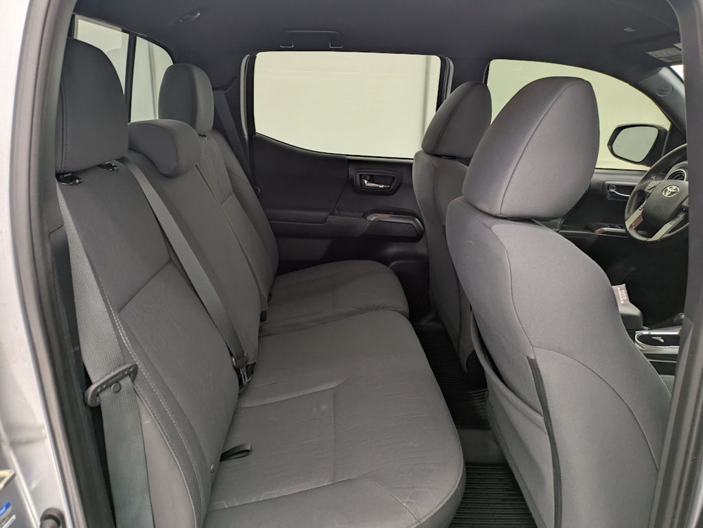 Thumbnail: 2019 Toyota Tacoma - 30