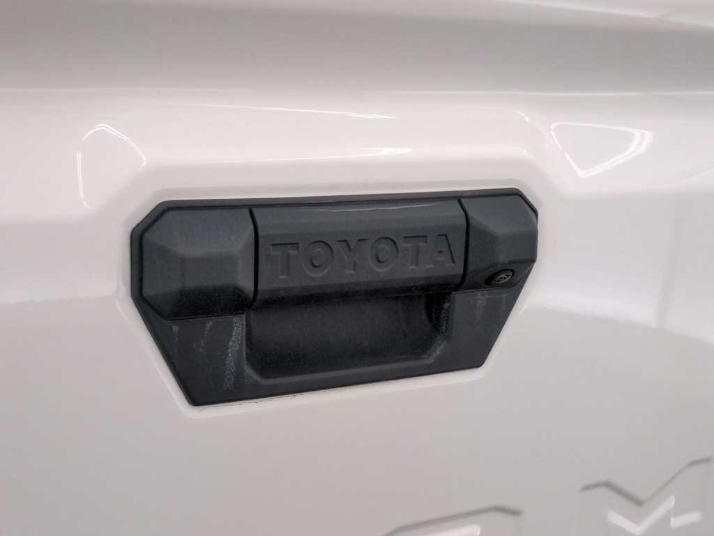 Thumbnail: 2025 Toyota Tacoma - 25