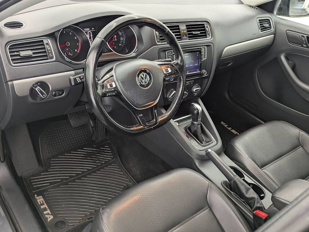 Thumbnail: 2017 Volkswagen Jetta - 2
