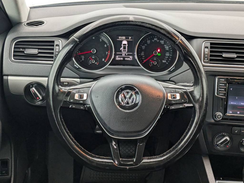 Thumbnail: 2017 Volkswagen Jetta - 14