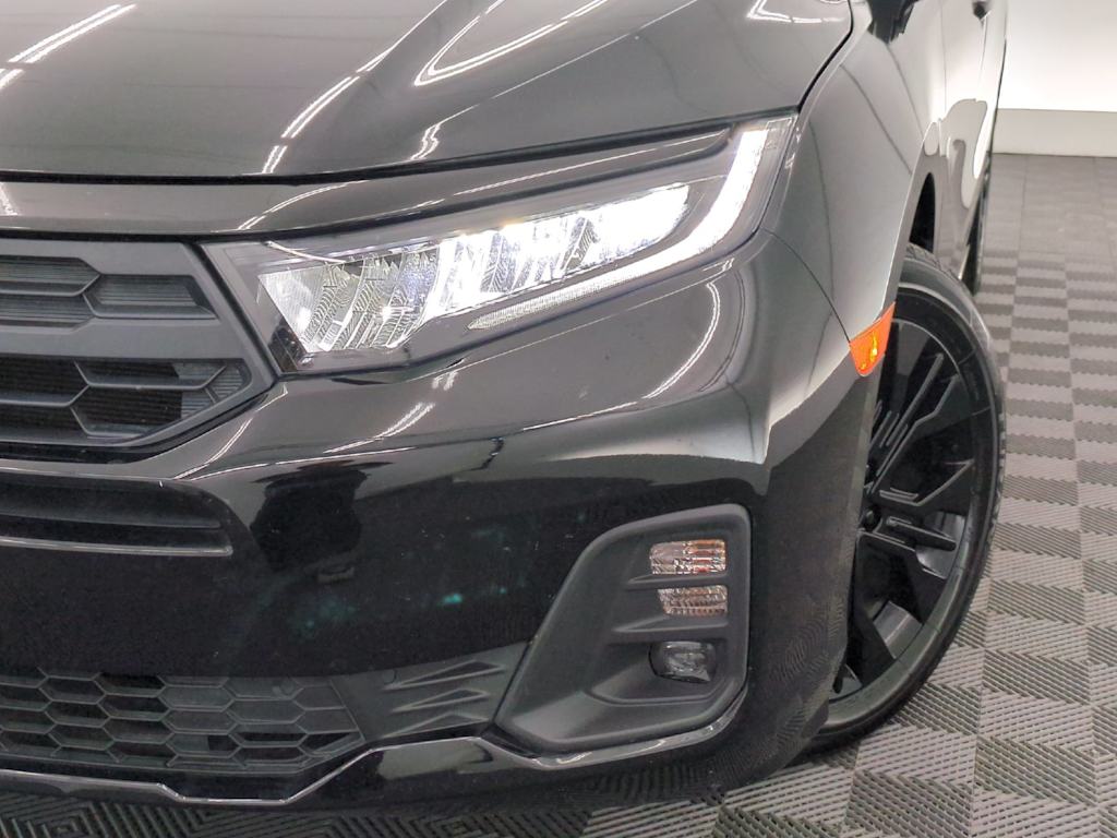 Thumbnail: 2025 Honda Odyssey - 23