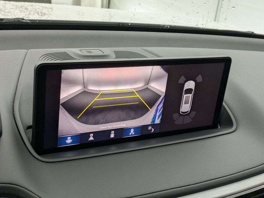 Thumbnail: 2023 Acura MDX - 36