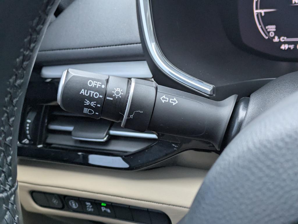 Thumbnail: 2023 Acura MDX - 34