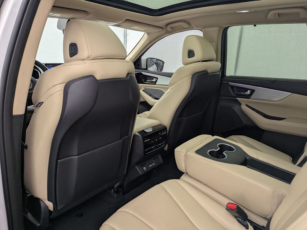 Thumbnail: 2023 Acura MDX - 13