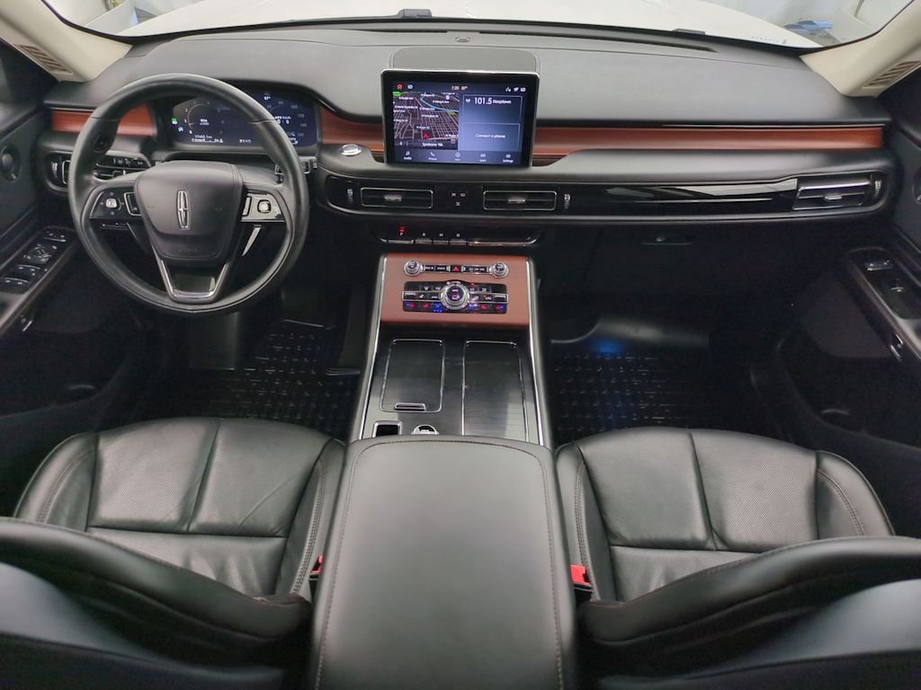 Thumbnail: 2023 Lincoln Aviator - 10