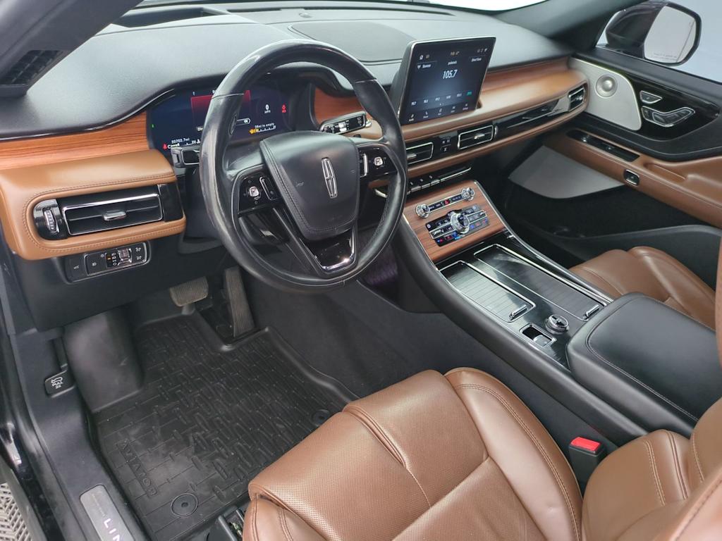 Thumbnail: 2020 Lincoln Aviator - 2