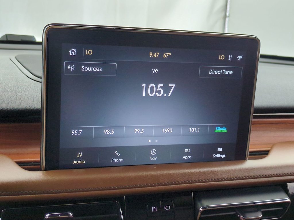 Thumbnail: 2020 Lincoln Aviator - 15