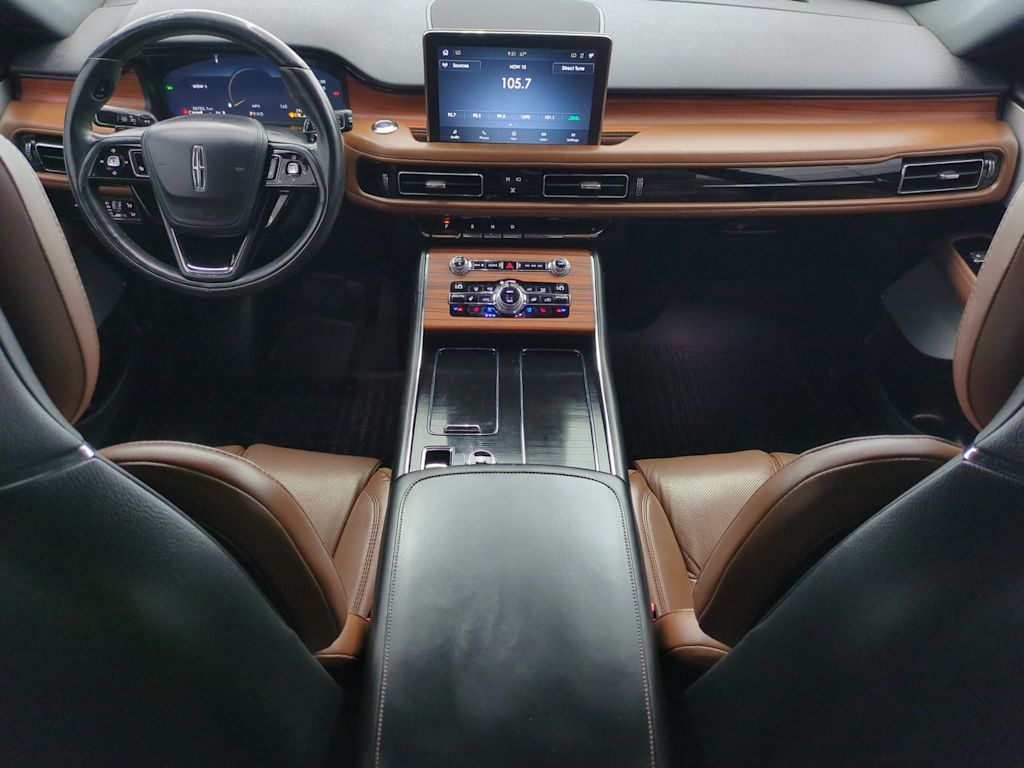 Thumbnail: 2020 Lincoln Aviator - 10
