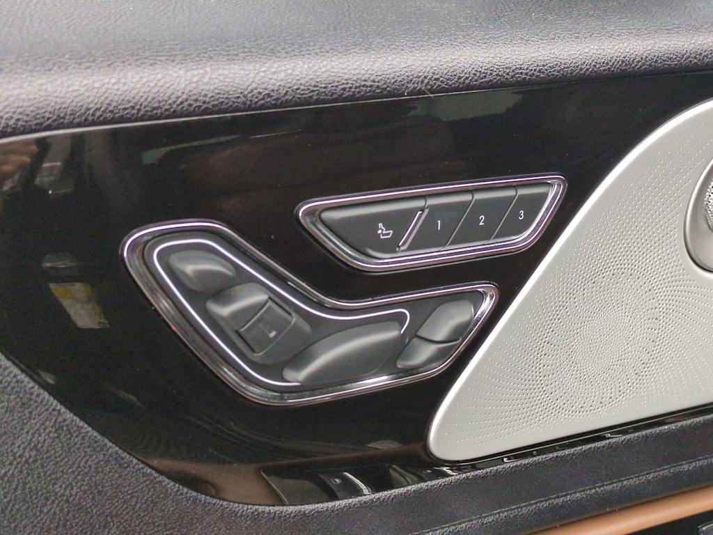 Thumbnail: 2020 Lincoln Aviator - 25