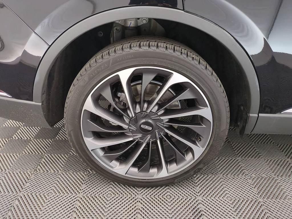 Thumbnail: 2020 Lincoln Aviator - 8