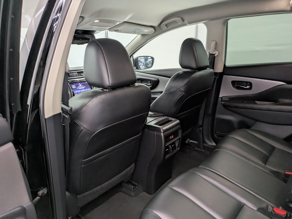 2023 Nissan Murano SV 13